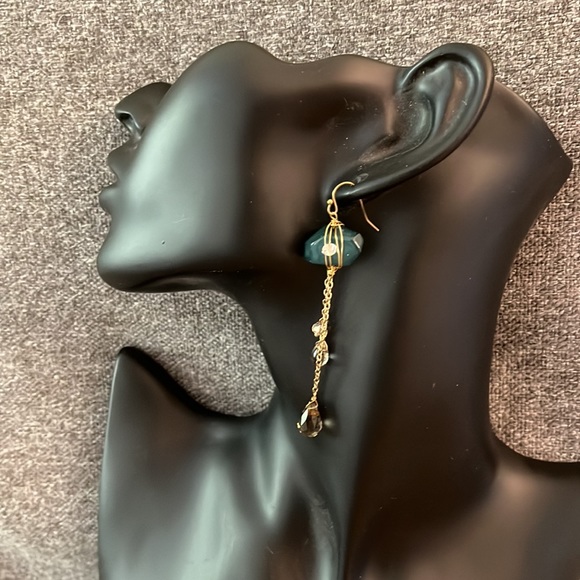 Anthropologie Green Stone Dangling Earrings Made in USA - Picture 4 of 4